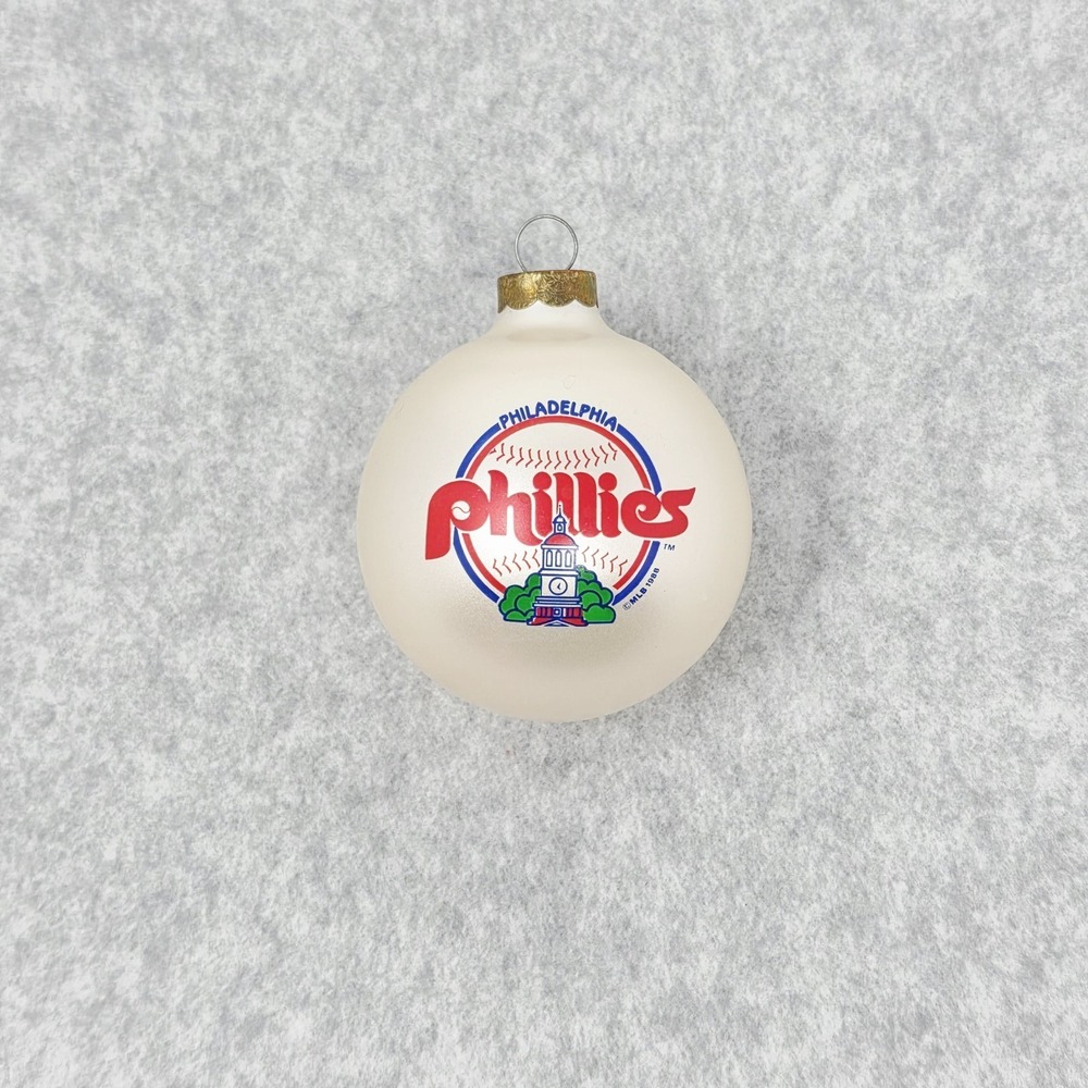 Vintage 1989 Philadelphia Phillies MLB Officially Licensed Glass Christmas